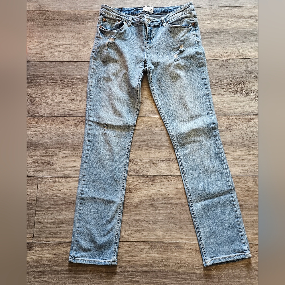 Women's Light Blue Jeans
